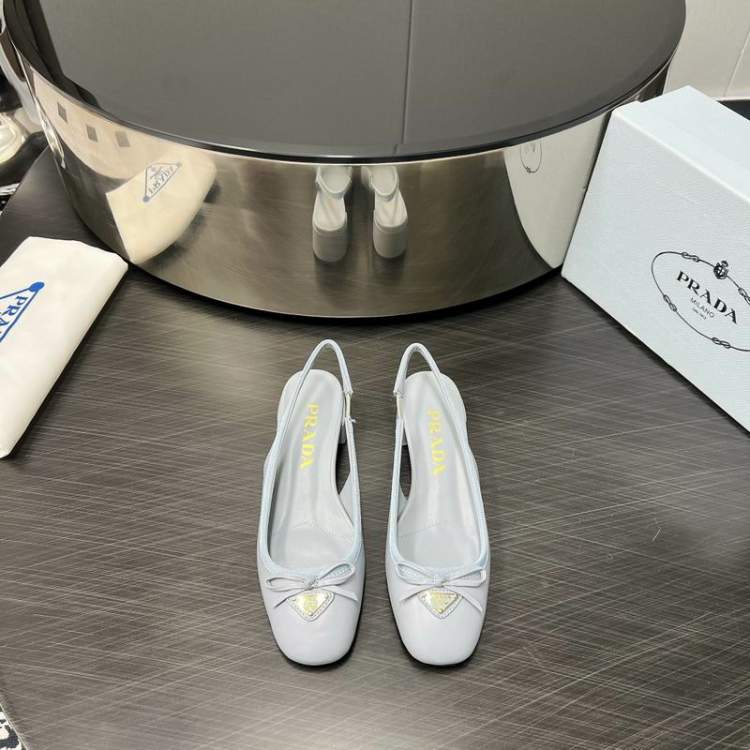 Picture of Prada Shoes _SKUPradasz35-40YM100119023